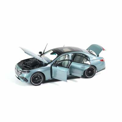 1:18   E-Class W214 sedan AMG line verde silver (, 1:18   E-Class W214 sedan AMG line verde silver B66961118)