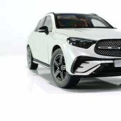   GLC X254 SUV AMG-Line   1:18 - .  2